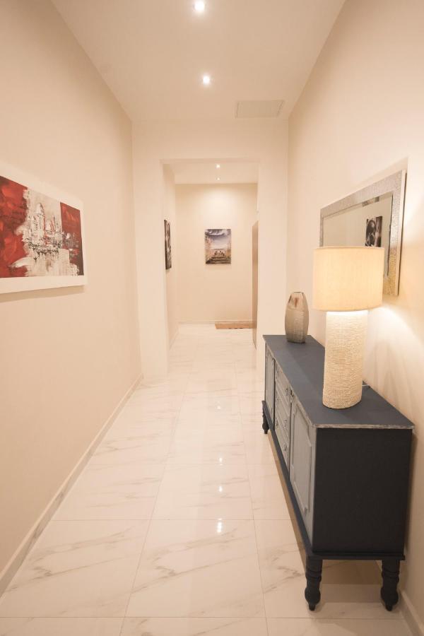 4 Bedroom Apartment Near Sliema Seafront Luaran gambar